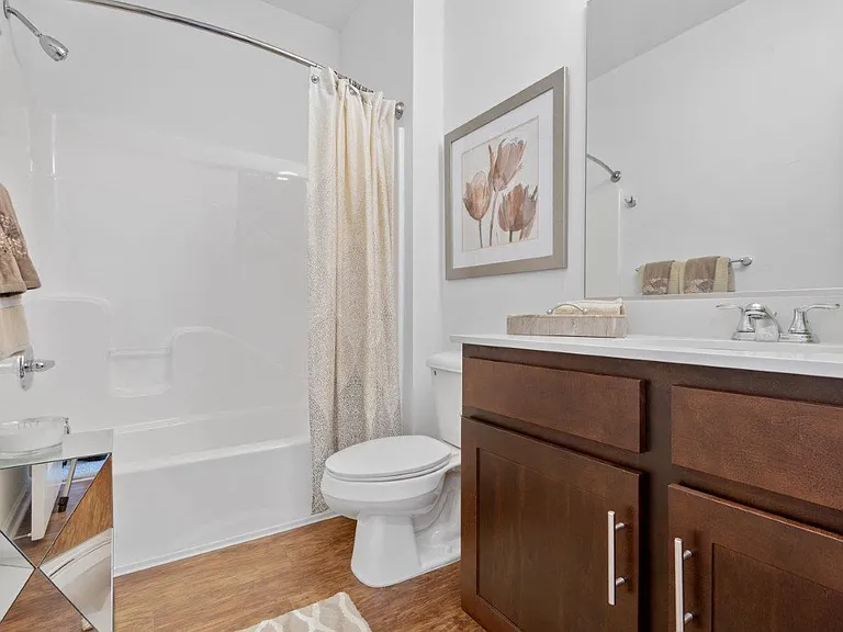Union Square Apartment Homes — Photo 11