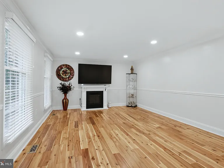 12821 Asbury Dr — Photo 10