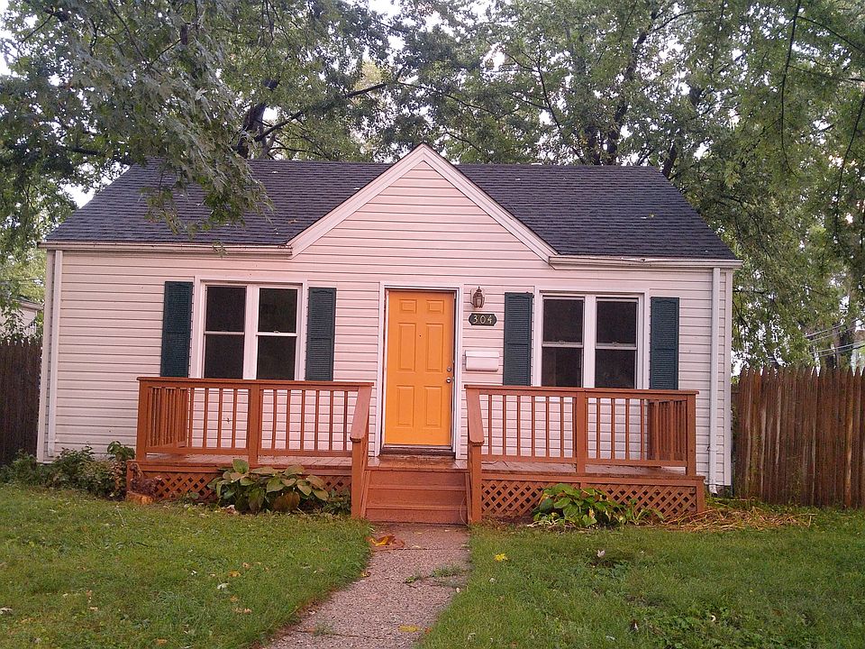 1st image of 304 W Goulson Ave