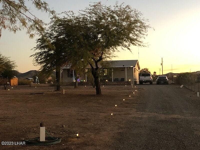 1st image of 67822 Cactus St