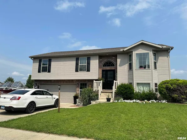1107 Saddle Brook Ln, Metamora, IL 61548