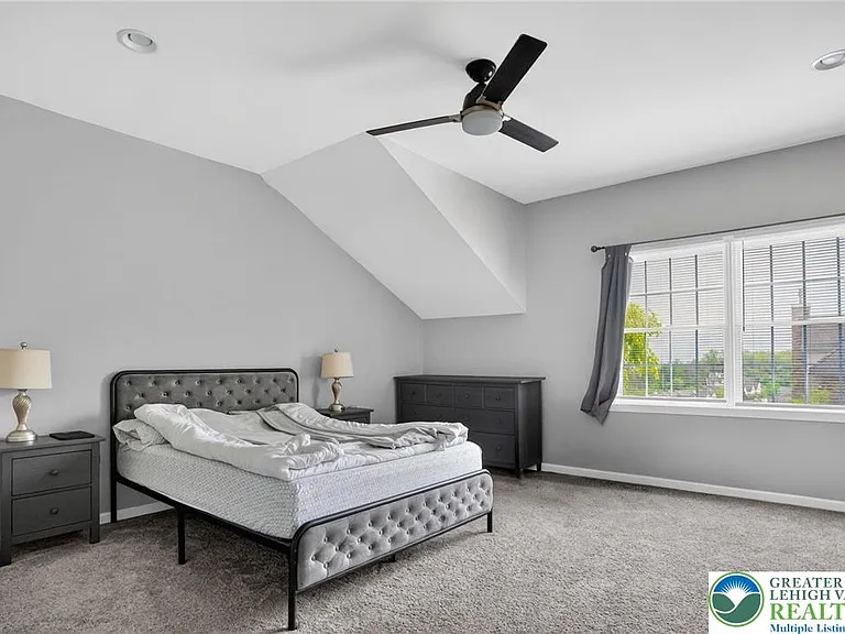 560 Quaker Ridge Ter — Photo 16
