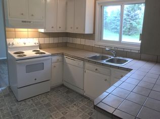 1343 Easter Ln, Eagan, MN 55123