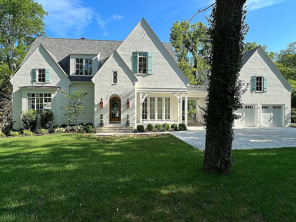 1st image of 146 Haverford Dr