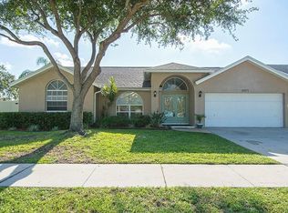 10571 37th St N, Clearwater, FL 33762