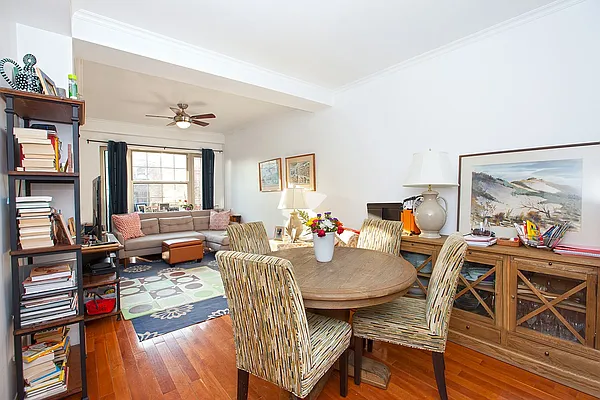 Rented by BLU Real Estate | media 12