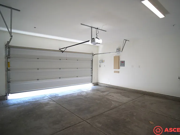 7320 Lago Puccini St — Photo 14