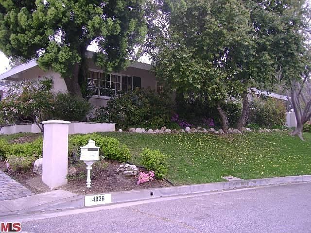 1st image of 4936 Calvin Ave