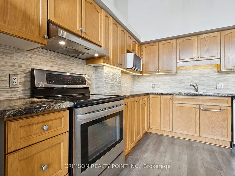 111 Grey St #105 — Photo 20