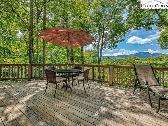 4th image of 200 Rock Cove Court