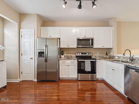 3rd image of 1824 Natalie Brook Way