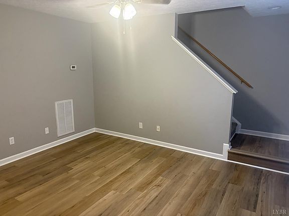 4th image of 2004 Wards Ferry Rd APT 1