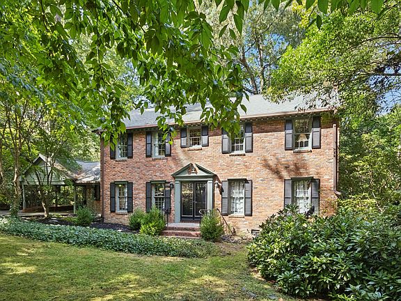 3rd image of 4609 Fernham Pl