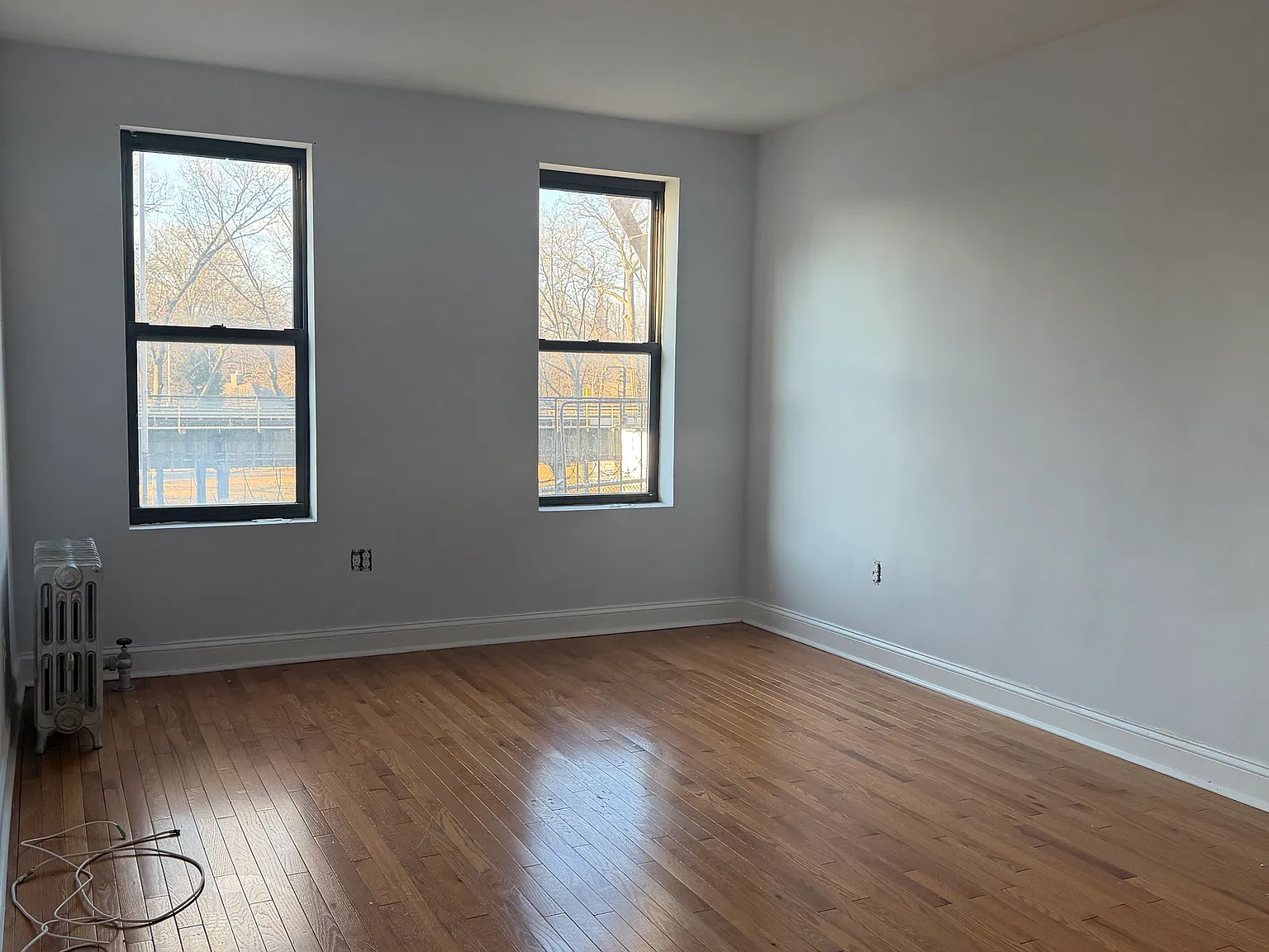 Knox Pl — Photo 1