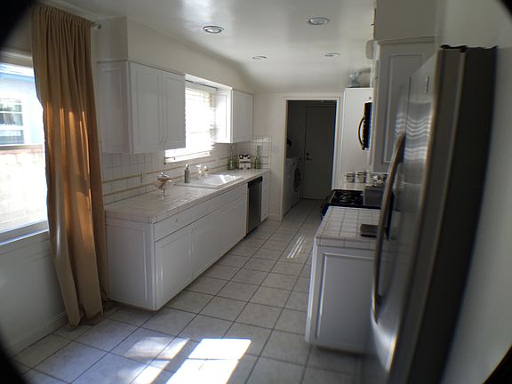 5th image of 21238 Lopez St