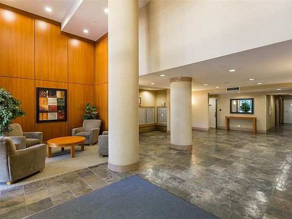 4th image of 2138 Madison Ave #2005