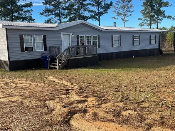 2804 W Lincoln Dr SW, Smithdale, MS 39664