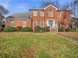 4108 Lakeview Dr, Chesapeake, VA 23323