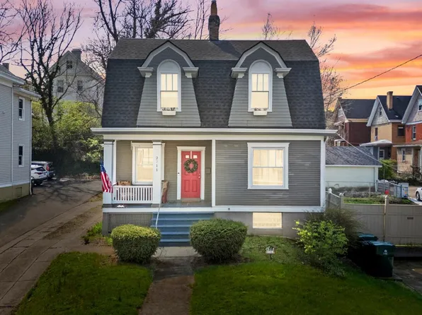 2711 Arbor Ave, Cincinnati, OH 45209