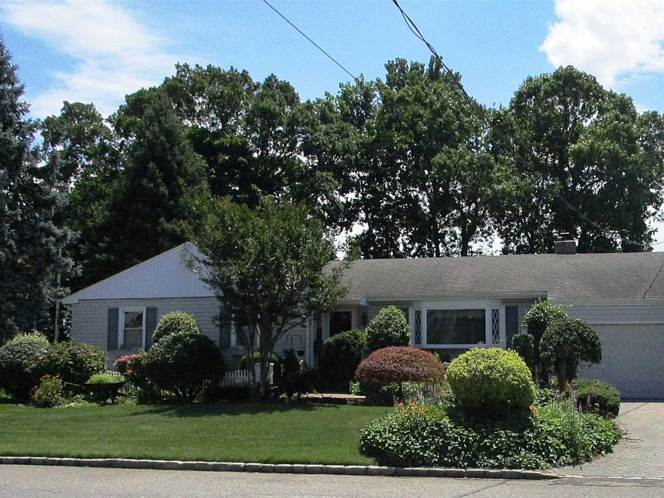 1st image of 346 Oakwood Ave