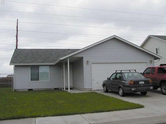 3rd image of 1904 NE 169th Ave