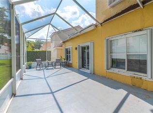 10211 Caracas St, Hollywood, FL 33026