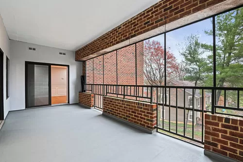 So many ways to enjoy the large screened-in porch - 11500 Fairway Dr #308