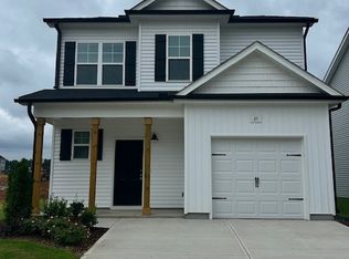 49 Favre St, Clayton, NC 27527