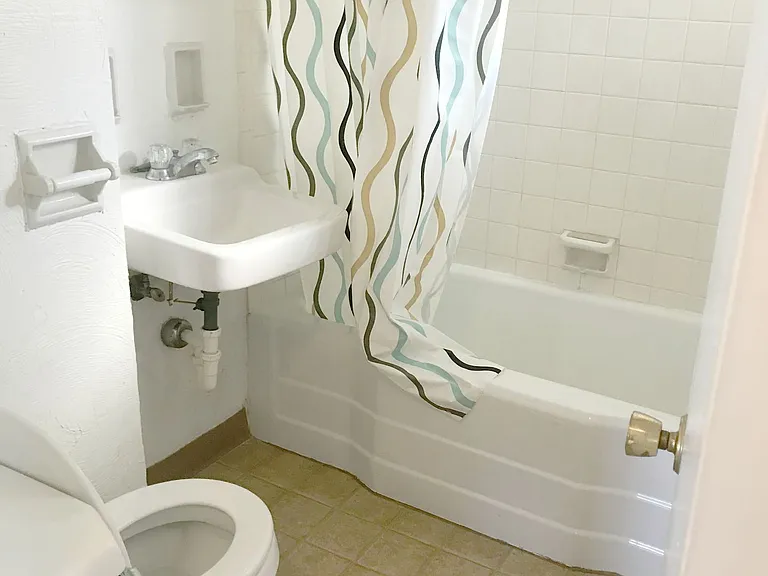 Marcy Court — Photo 10