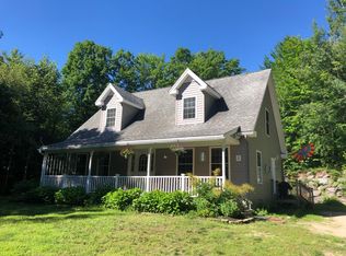 2 Graystone Dr, Casco, ME 04015