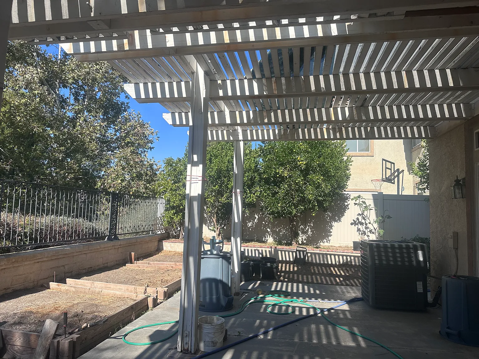 4 bed, 2693 sqft, $3,500 — Photo 4