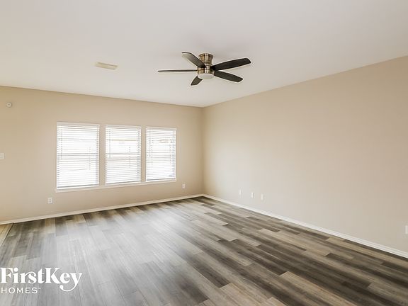 4th image of 1617 Bluebird Dr
