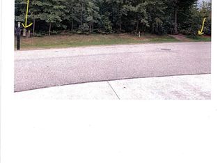 2659 Spring Green Dr, Fruitport, MI 49415