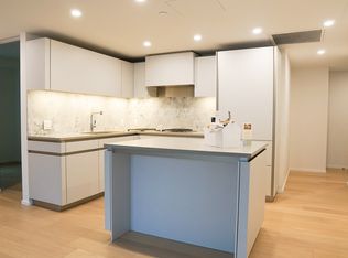 889 Pacific St #806, Vancouver, BC V6Z2P5