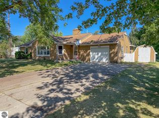 306 W Adams St, Coleman, MI 48618