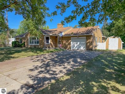 306 W Adams St, Coleman, MI, 48618