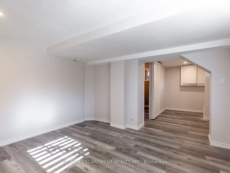927 Teal Dr #2 — Photo 11