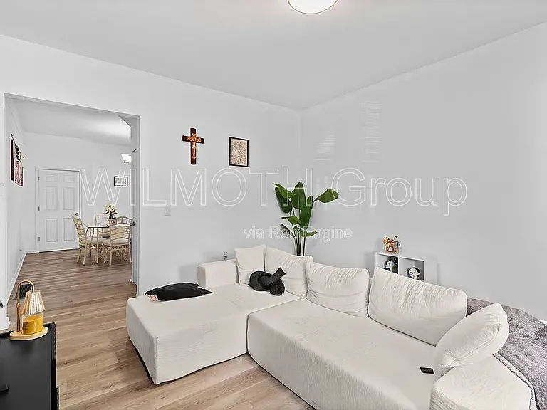 2510 Guilford Ave — Photo 5