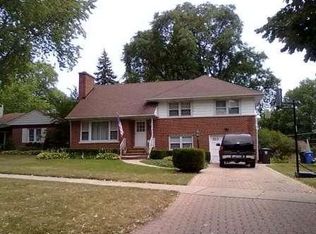 513 S Hi Lusi Ave, Mount Prospect, IL