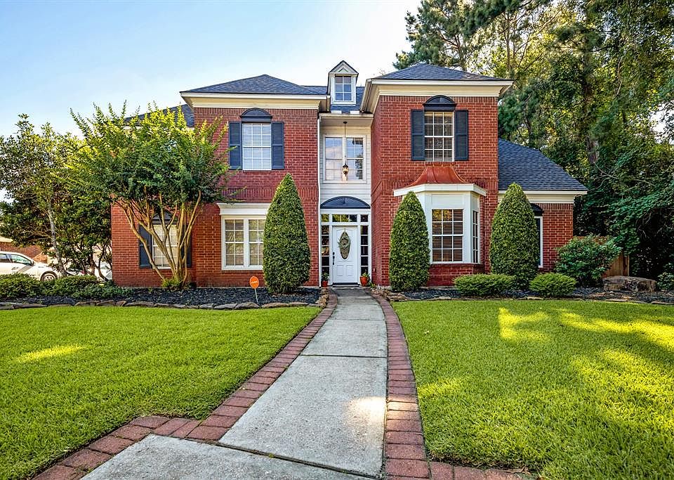 1st image of 3319 Greenwood Glen Dr