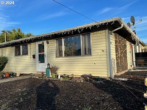 5th image of 2400 E 13th St