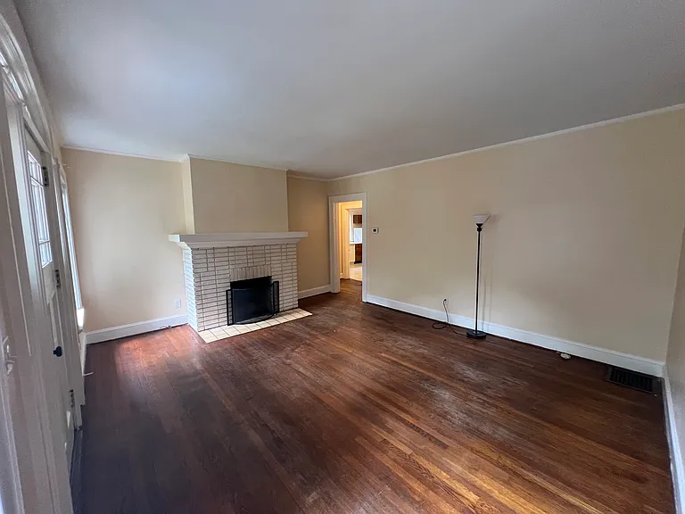 1713 N Rock Springs Rd NE #A — Photo 3