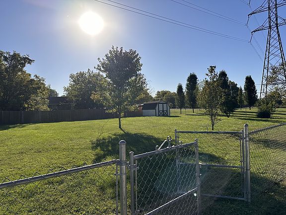 4th image of 305 Welchwood Dr