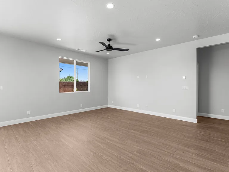 1089 E Coyote Crest Dr — Photo 9
