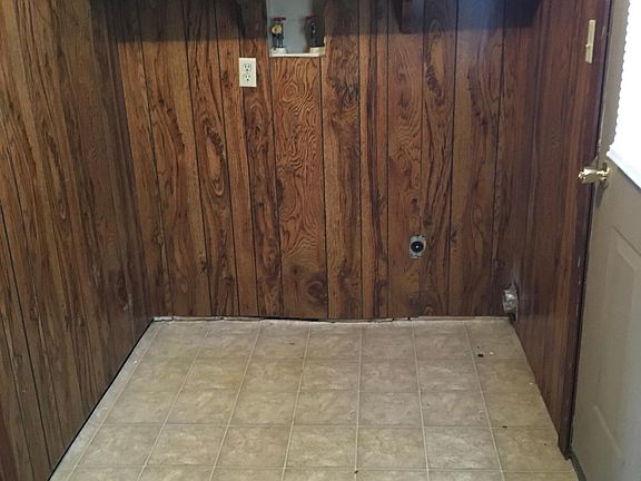 5th image of 3349 Old Mill Ln