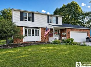 52 Wyndmoor Ct, Depew, NY 14043