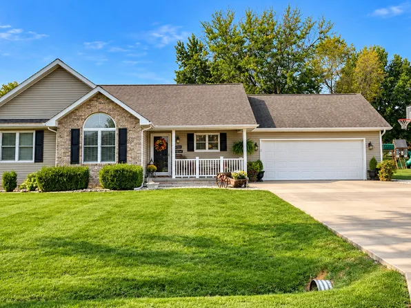 710 Prince Dr, Pinckneyville, IL 62274