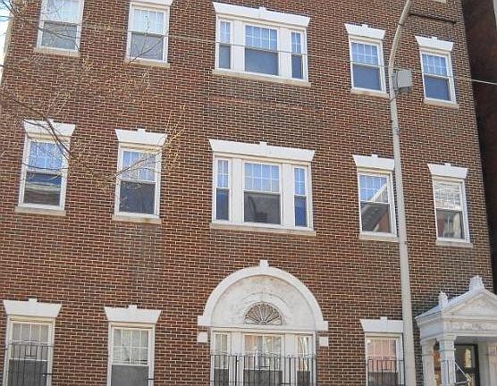 Clinton Place (front of property)