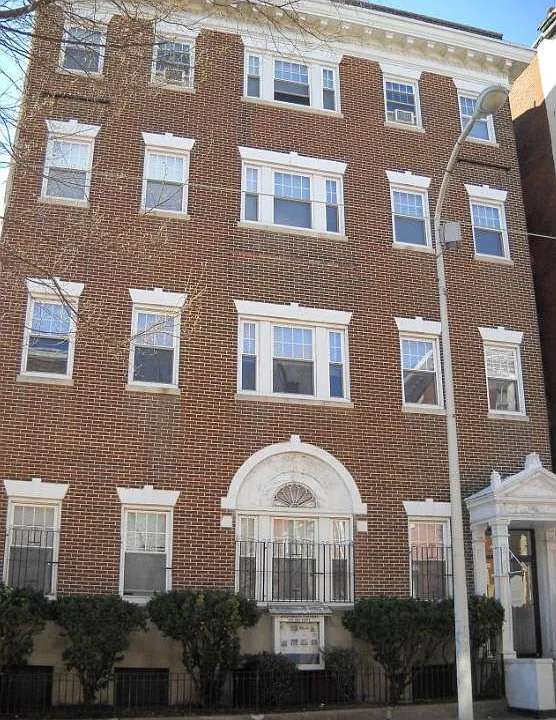 Clinton Place (front of property)