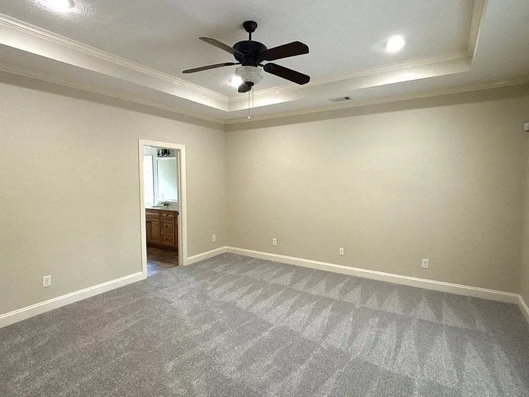 1018 Silver Lake Dr — Photo 23